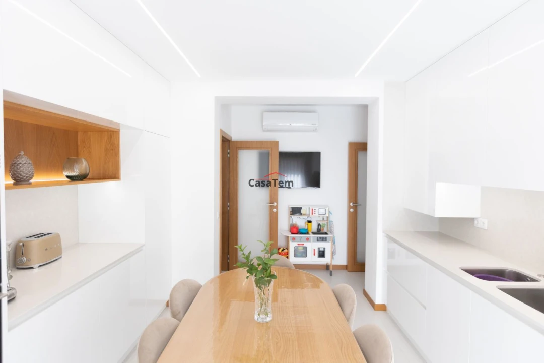 Apartamento T3 para Venda em Viseu Foto 8