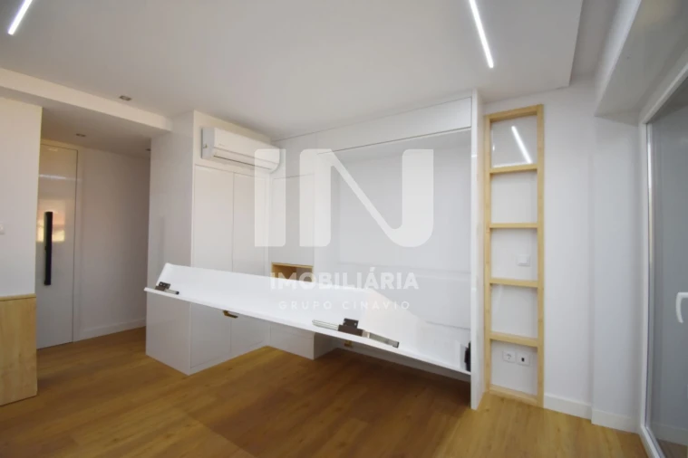 Apartamento T0 para Venda em Cedofeita, Santo Ildefonso, Sé, Miragaia, São Nicolau e Vitória Foto 4