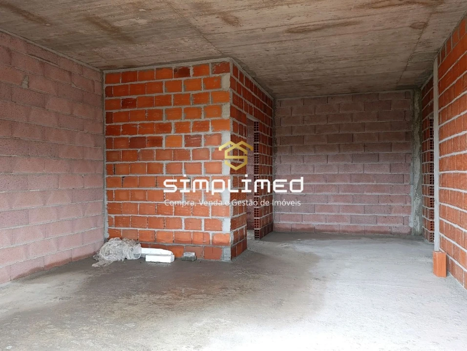 Moradia T4 para Venda em Teixoso e Sarzedo Foto 22