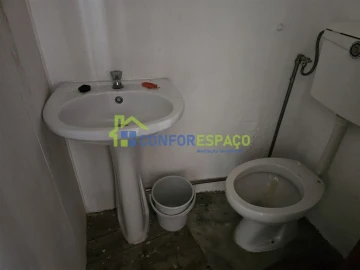 Moradia T4 para Venda em Unhais da Serra