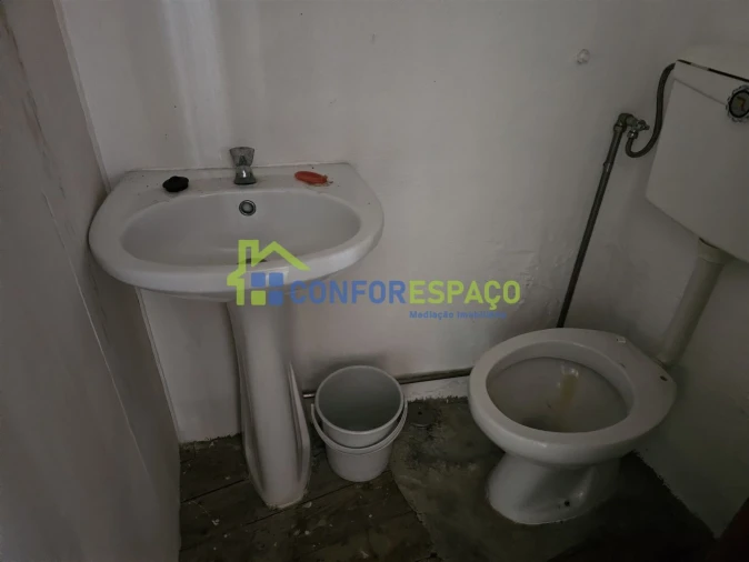 Moradia T4 para Venda em Unhais da Serra Foto 22
