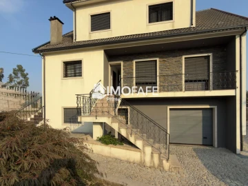 Moradia T5 para Venda em Fafe