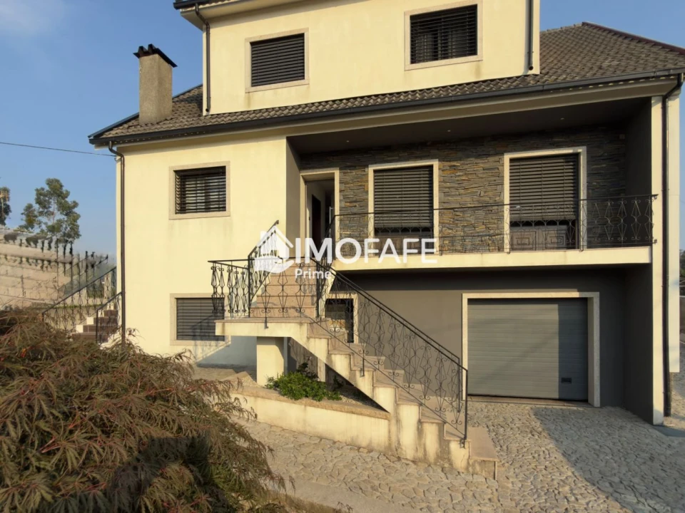 Moradia T5 para Venda em Fafe Foto 2