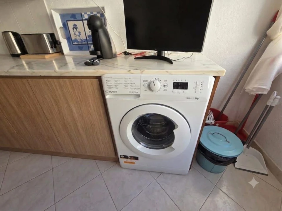 Apartamento T2 para Venda em Armação de Pera Foto 18