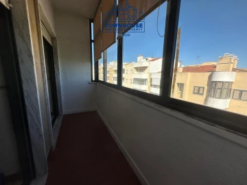 Apartamento T3 para Venda em Almada, Cova da Piedade, Pragal e Cacilhas