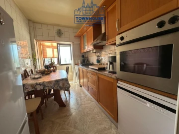 Apartamento T3 para Venda em Almada, Cova da Piedade, Pragal e Cacilhas