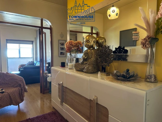Apartamento T3 para Venda em Almada, Cova da Piedade, Pragal e Cacilhas Foto 3