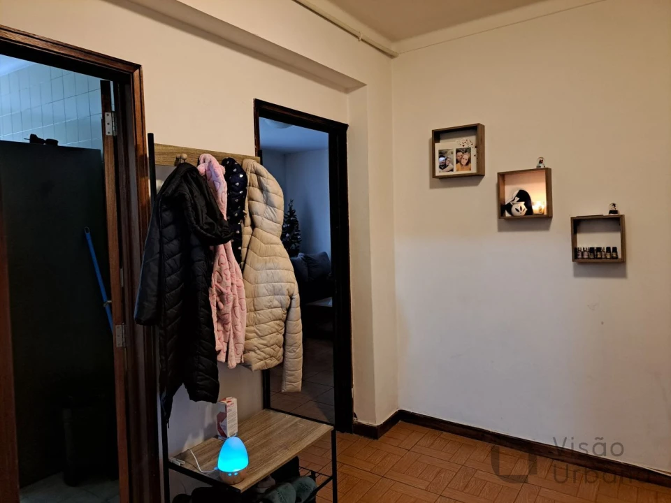 Apartamento T2 para Venda em Viseu Foto 4
