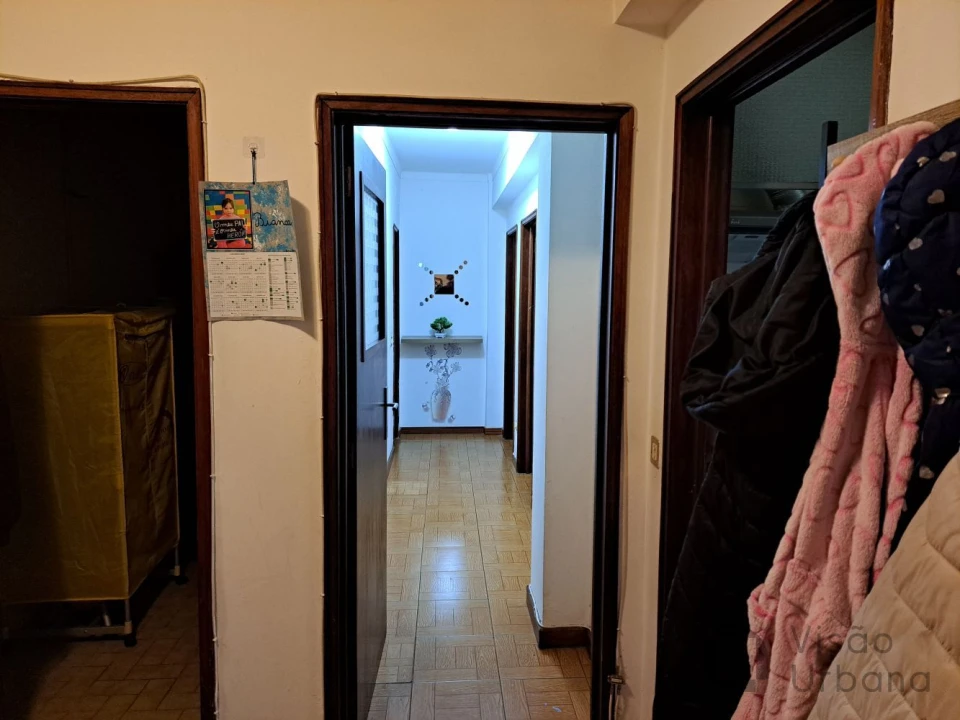 Apartamento T2 para Venda em Viseu Foto 7