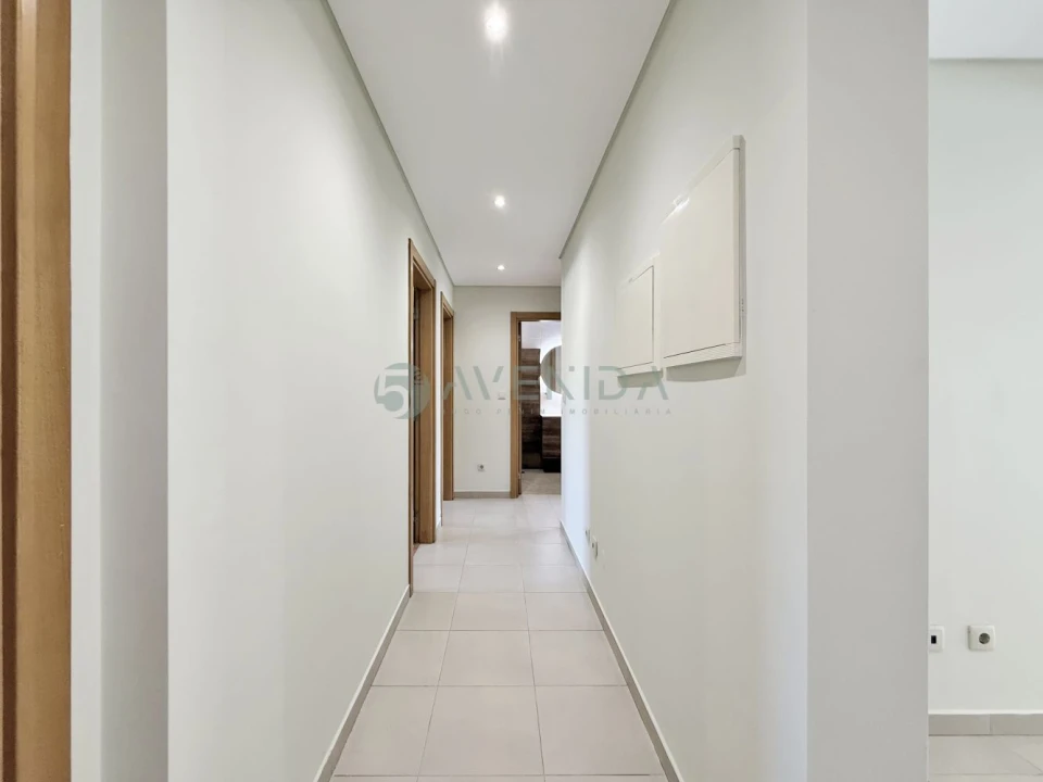 Apartamento T3 para Venda em Pinhal Novo Foto 12