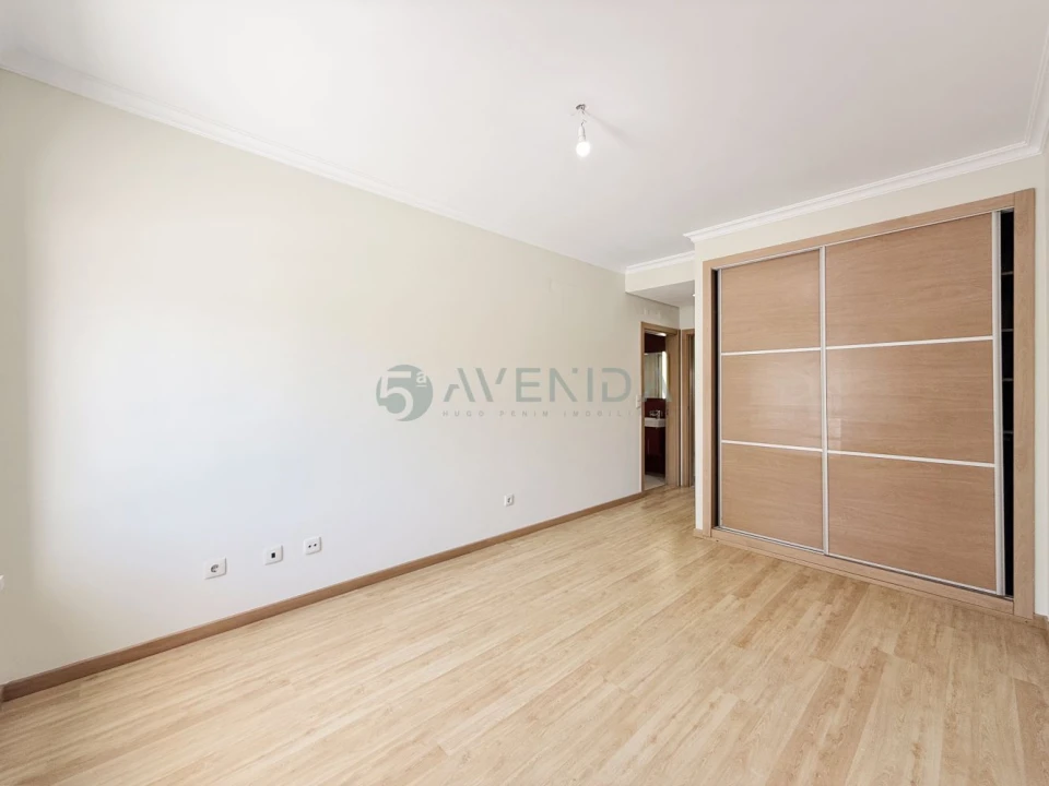 Apartamento T3 para Venda em Pinhal Novo Foto 26