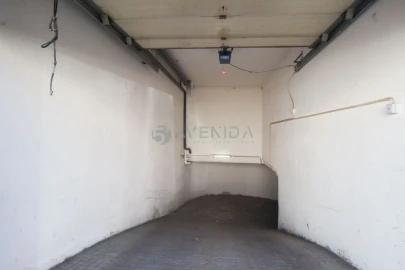 Garagem para Venda em Baixa da Banheira e Vale da Amoreira