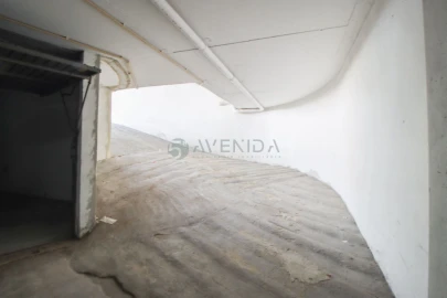 Garagem para Venda em Baixa da Banheira e Vale da Amoreira