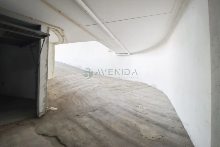 Garagem para Venda em Baixa da Banheira e Vale da Amoreira Foto 2
