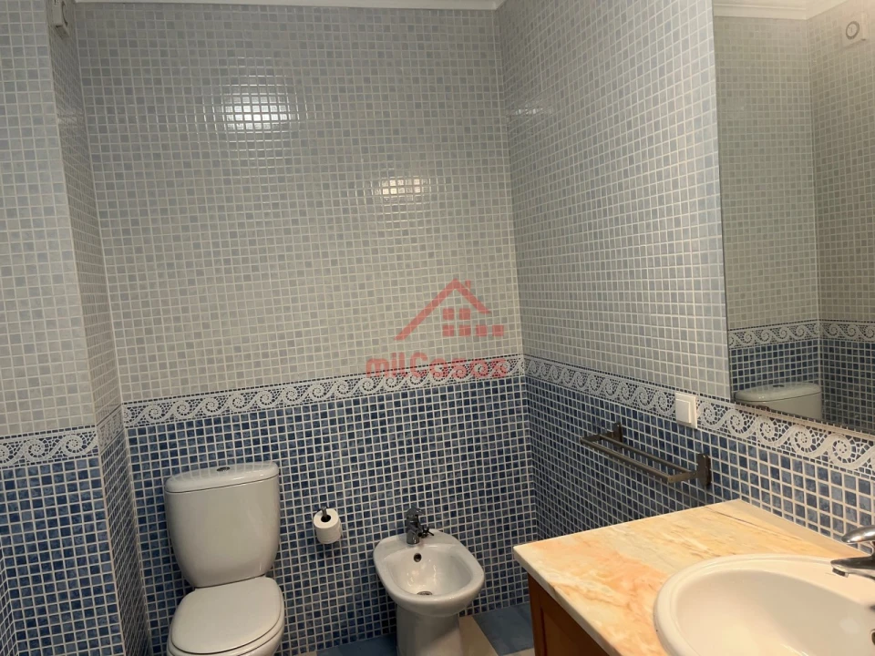Apartamento T3 para Arrendamento em Bombarral e Vale Covo Foto 24