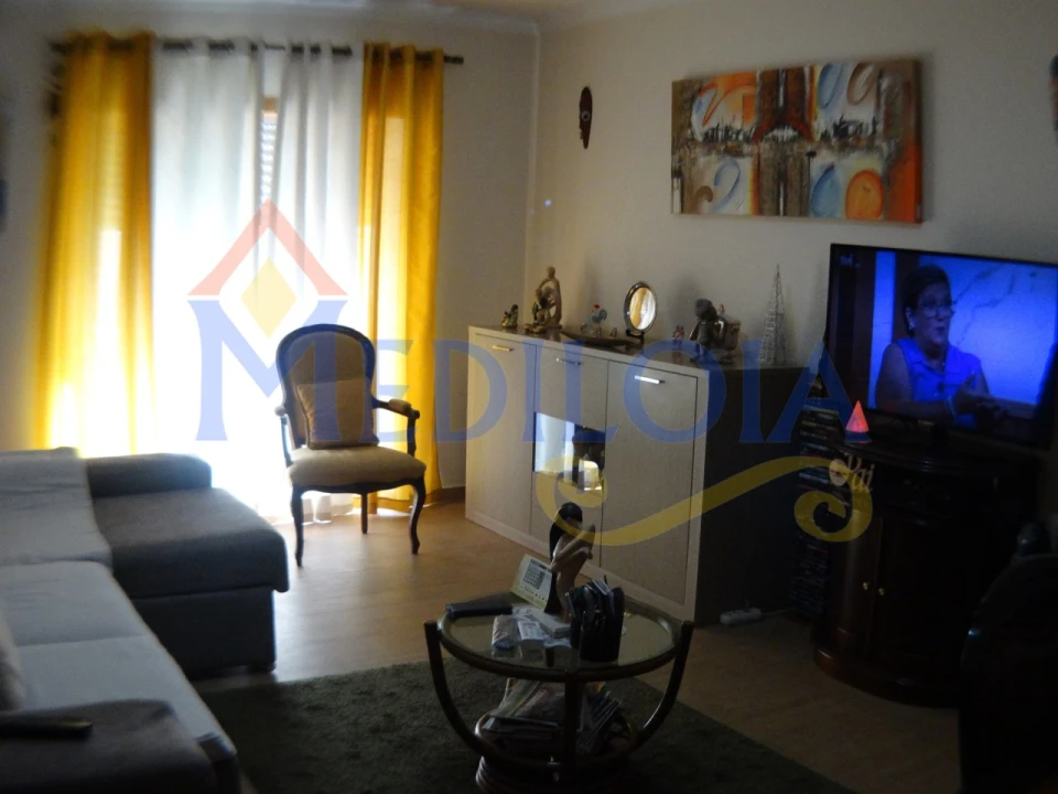 Apartamento T2 para Venda em Vila Real de Santo Antonio Foto 3