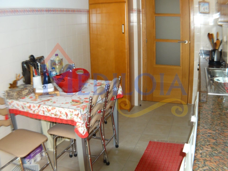 Apartamento T2 para Venda em Vila Real de Santo Antonio Foto 4