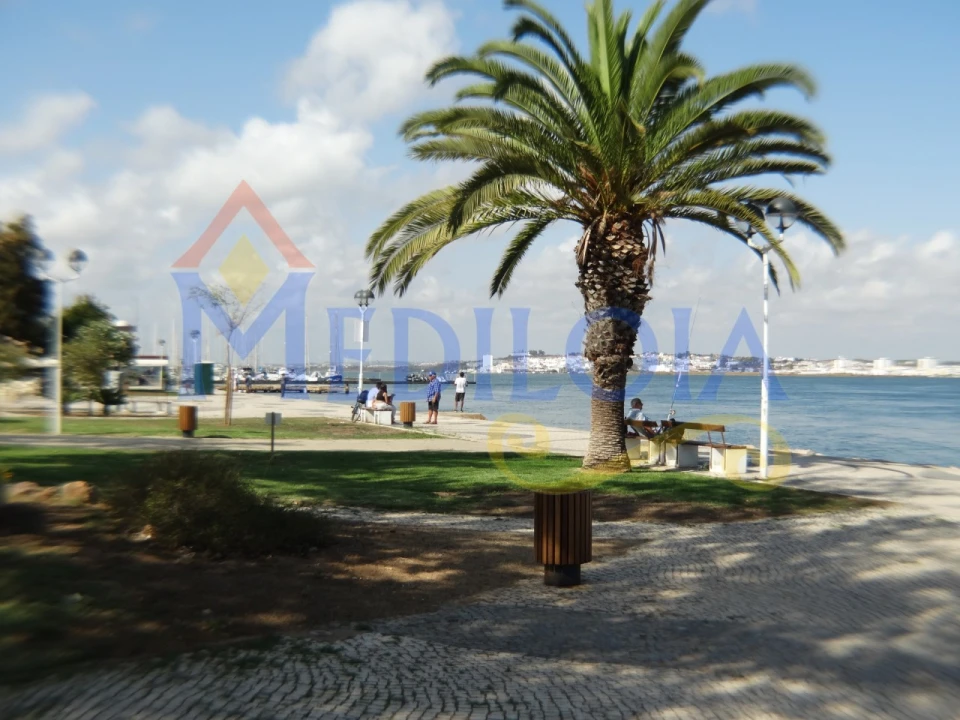 Apartamento T2 para Venda em Vila Real de Santo Antonio Foto 17