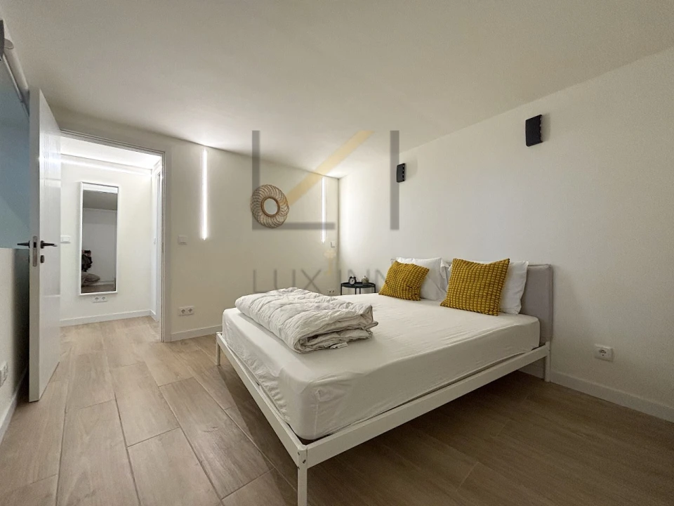 Apartamento T1 para Venda em Carcavelos e Parede Foto 10