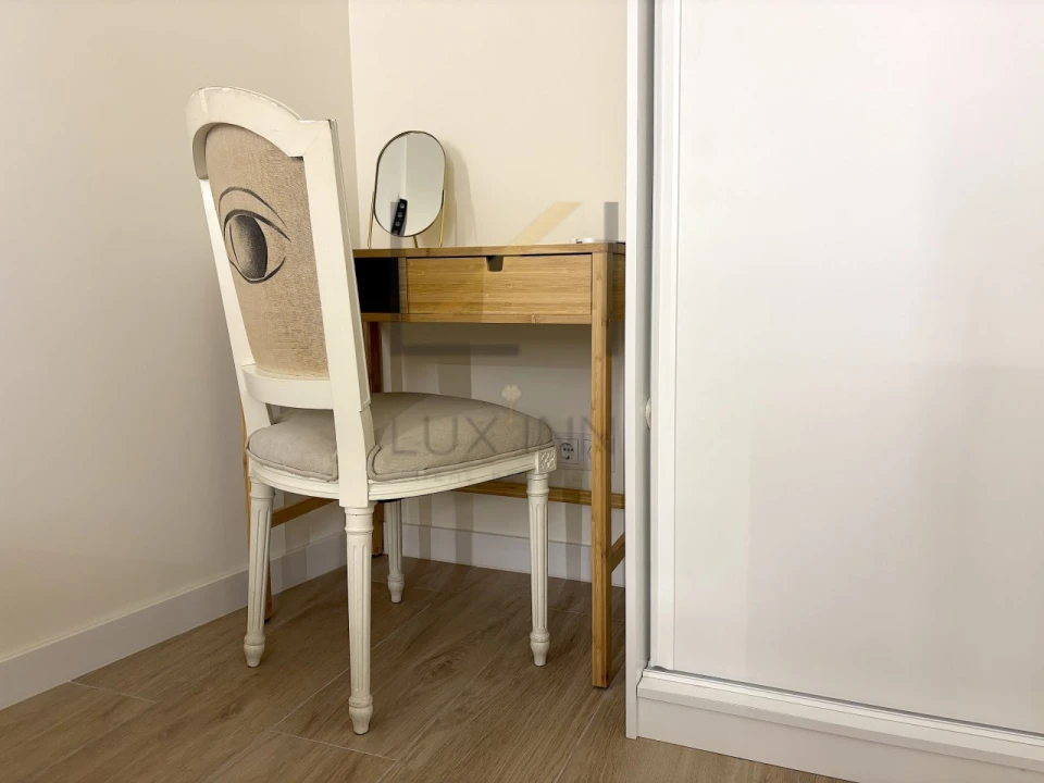 Apartamento T1 para Venda em Carcavelos e Parede Foto 12