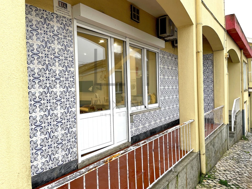 Apartamento T1 para Venda em Carcavelos e Parede Foto 15