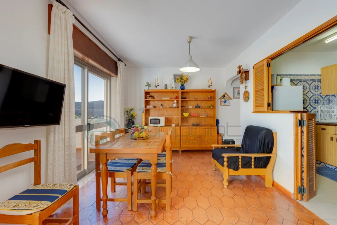 Apartamento T1 para Venda em Luz Foto 8