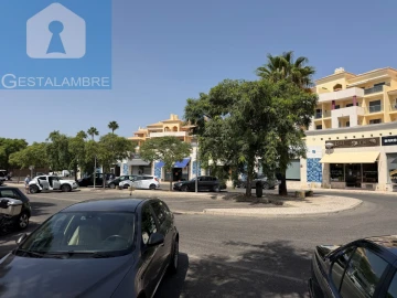 Loja para Venda em Albufeira e Olhos de Água