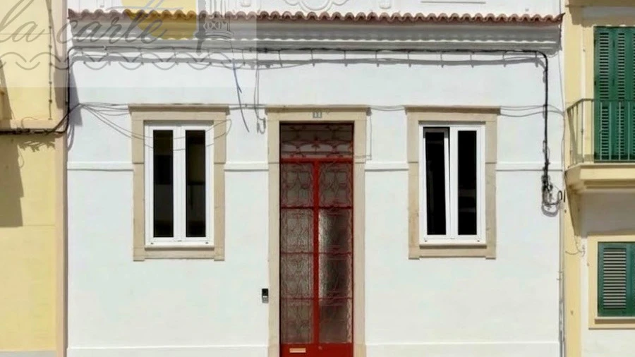 Moradia para Venda em Faro (Sé e São Pedro)