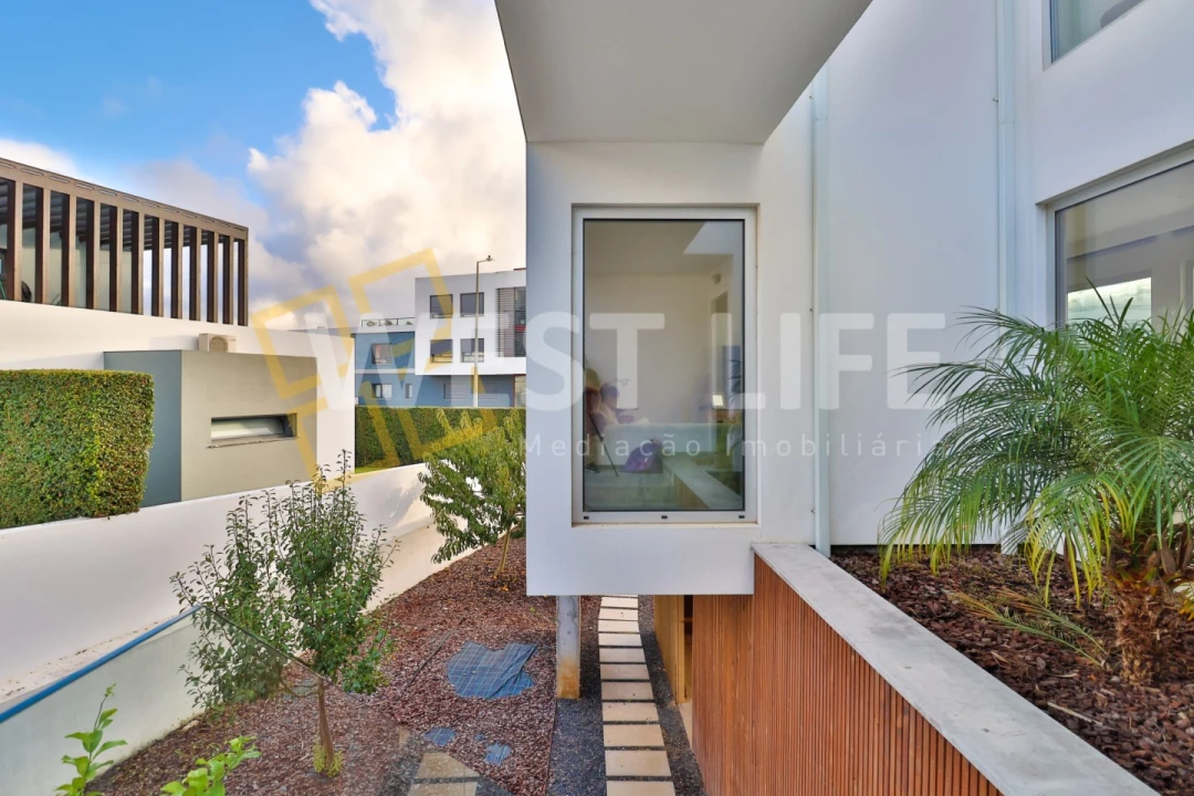 Moradia T4 para Venda em Ericeira Foto 16