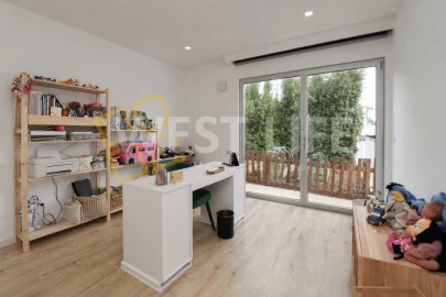 Moradia T4 para Venda em Ericeira