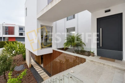 Moradia T4 para Venda em Ericeira