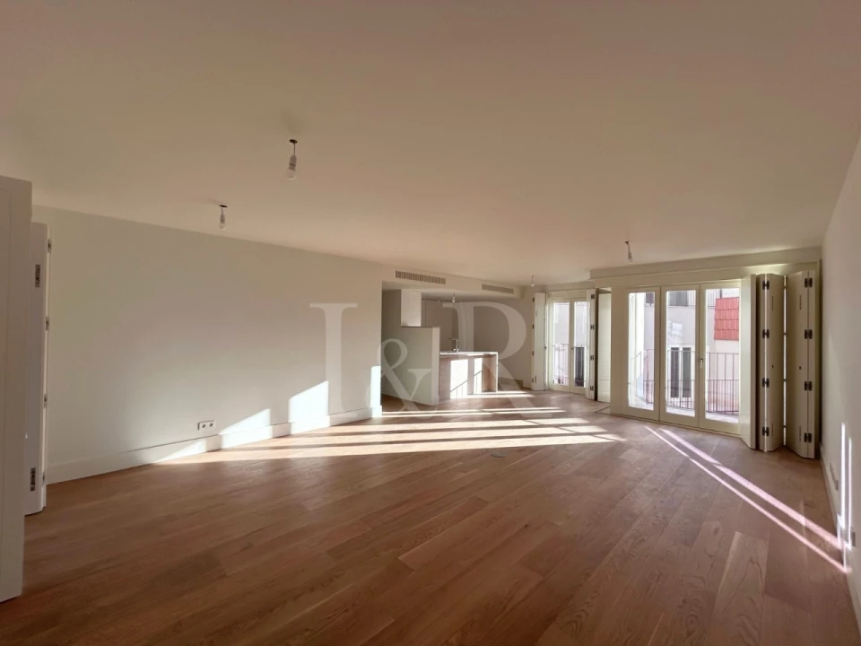 Apartamento T3 para Venda em Arroios Foto 2
