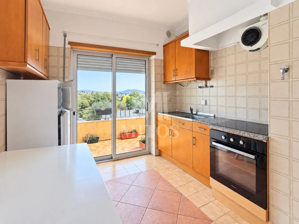 Apartamento T1 para Arrendamento em Santa Maria Maior e Monserrate e Meadela Foto 3