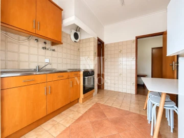 Apartamento T1 para Arrendamento em Santa Maria Maior e Monserrate e Meadela