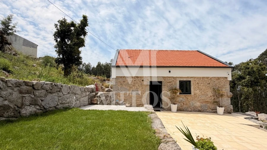 Moradia T2 para Venda em Vila de Punhe