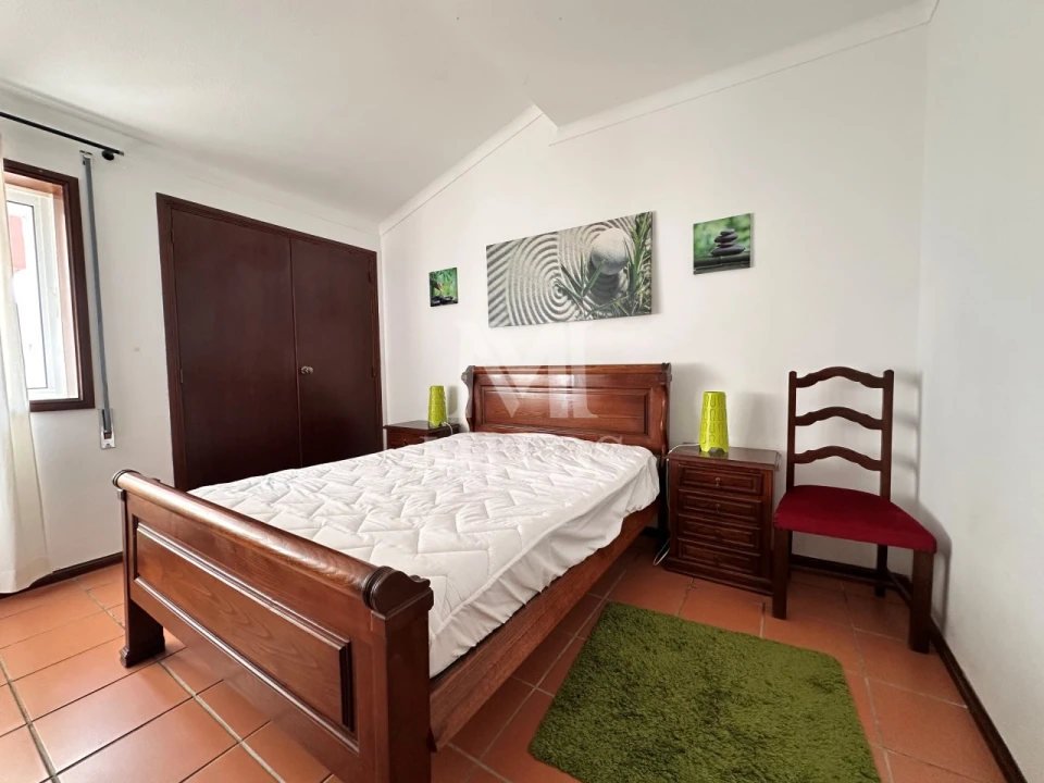 Apartamento T1 para Arrendamento em Darque Foto 6
