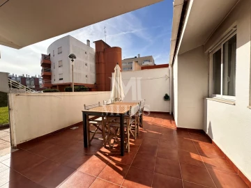 Apartamento T1 para Arrendamento em Darque