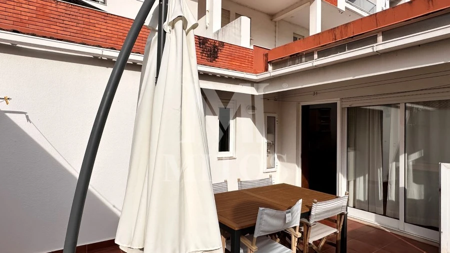 Apartamento T1 para Arrendamento em Darque