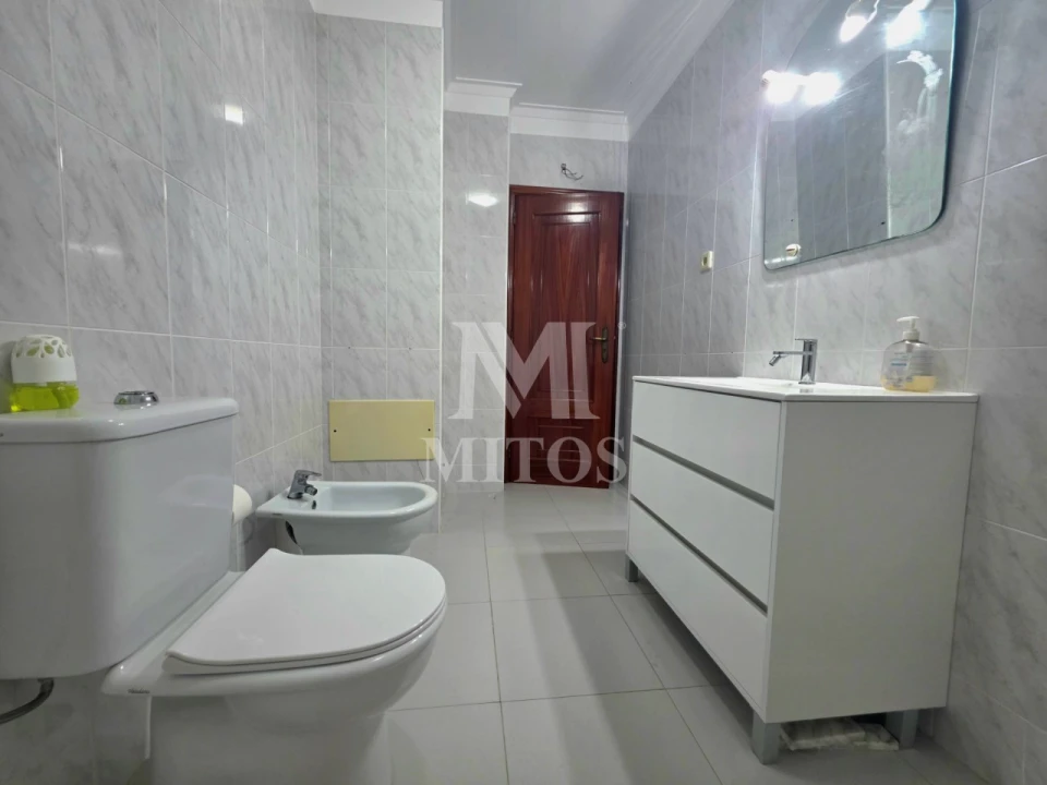 Apartamento T3 para Venda em Santa Maria Maior e Monserrate e Meadela Foto 17