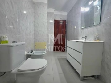 Apartamento T3 para Venda em Santa Maria Maior e Monserrate e Meadela