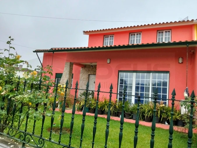 Moradia T3 para Venda em Bustos, Troviscal e Mamarrosa Foto 2