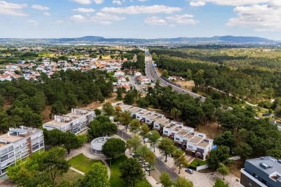 Moradia T4 para Venda em Santo Antonio da Charneca