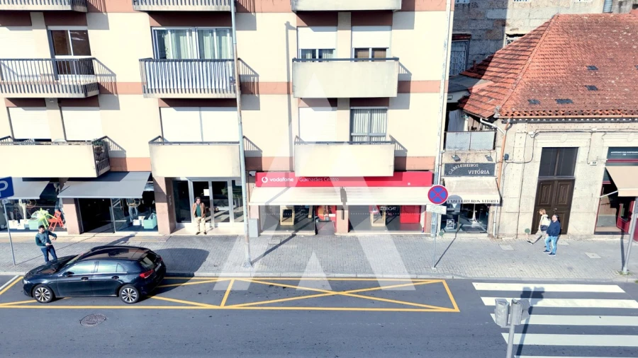 Loja para Arrendamento em Oliveira, São Paio e São Sebastião Foto 6