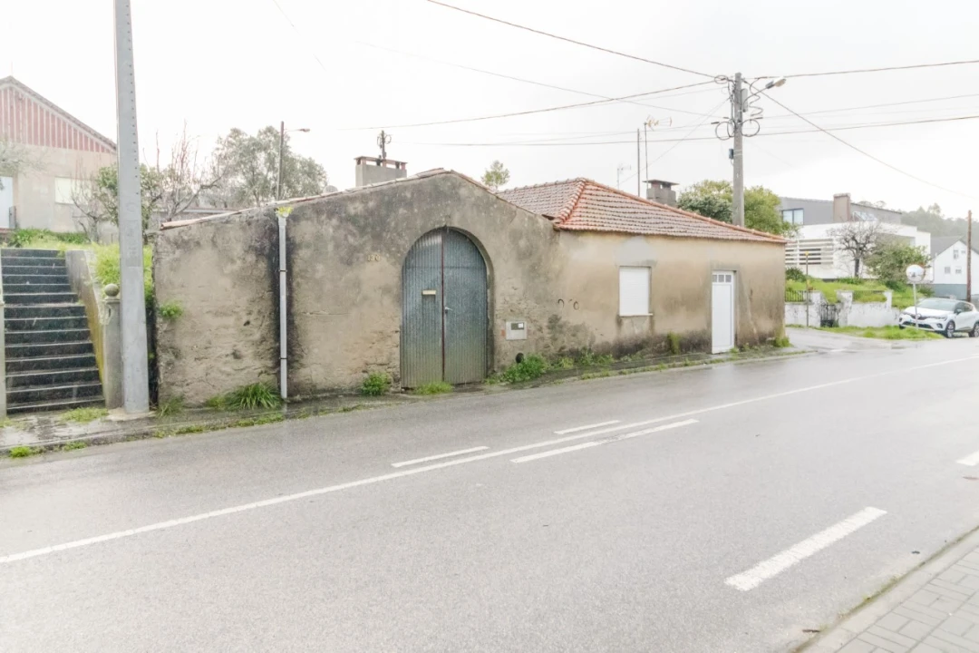 Moradia T2 para Venda em Souto da Carpalhosa e Ortigosa Foto 1