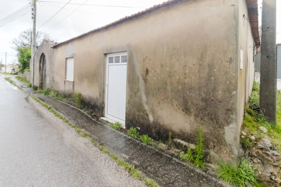 Moradia T2 para Venda em Souto da Carpalhosa e Ortigosa Foto 4
