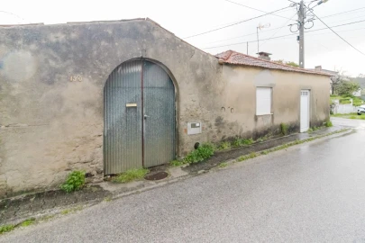Moradia T2 para Venda em Souto da Carpalhosa e Ortigosa