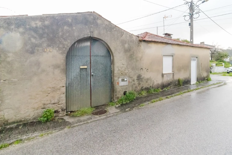Moradia T2 para Venda em Souto da Carpalhosa e Ortigosa Foto 6