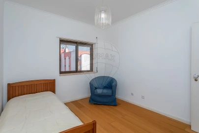Apartamento T2 para Venda em São Domingos de Rana