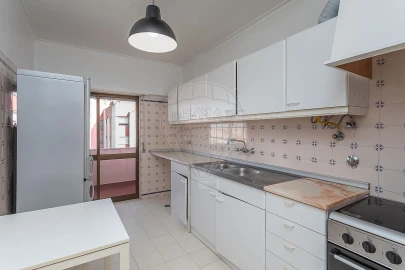 Apartamento T2 para Venda em São Domingos de Rana