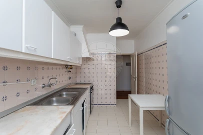 Apartamento T2 para Venda em São Domingos de Rana